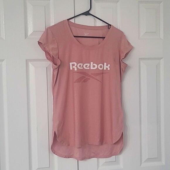 💲1️⃣0️⃣ Bundled REEBOK Women's Pink Rounded Hem Short Sleeve Active Workout Top - Picture 1 of 7